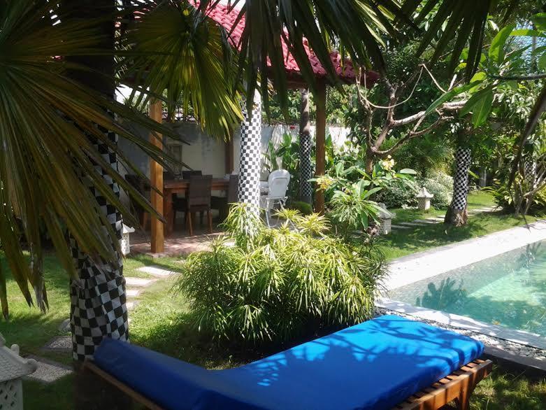 Rosseno Villa Джокьякарта Экстерьер фото