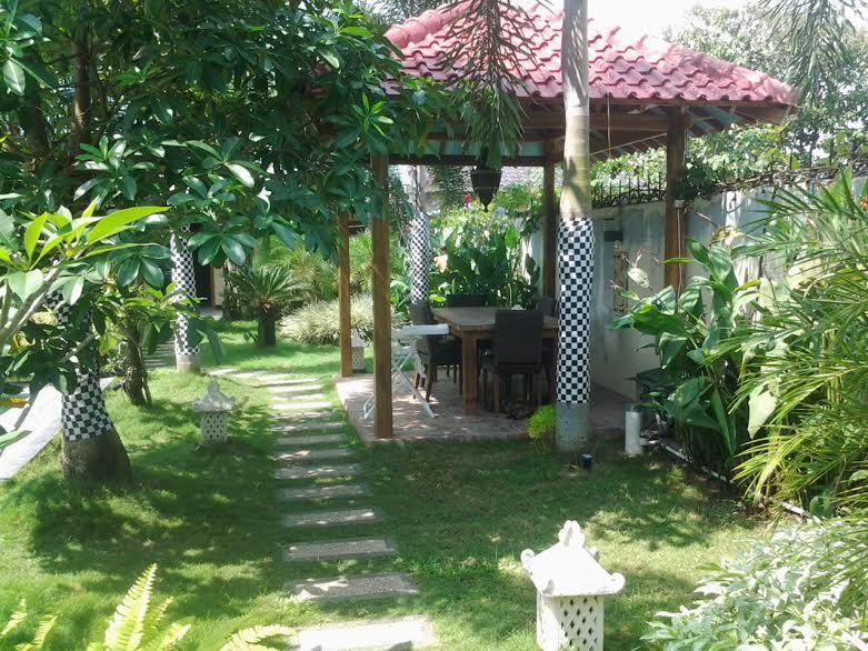 Rosseno Villa Джокьякарта Экстерьер фото